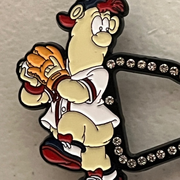 New Era Atlanta Braves Blooper Pin Brooch Baseball Pins Streetwear Hats Hat - Picture 2 of 7